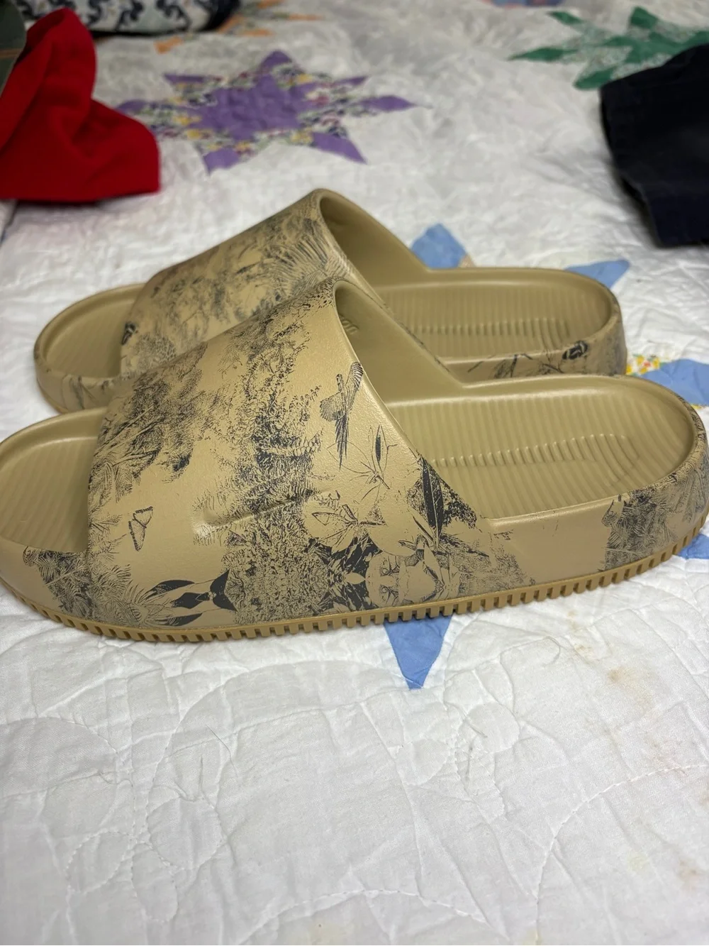 Nike Calm Slide Print Mens 10 Parachute Beige Animal Jungle